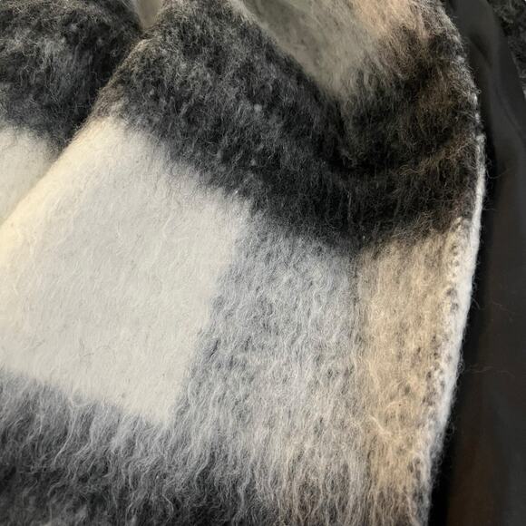 NEW Sage The Label Charlie Plaid Coat Mid Length Brushed Wool Blend Fluffy - Picture 5 of 7